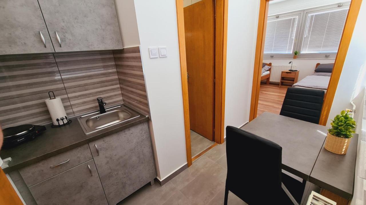 Heder Apartmanok Balatonfenyves Exterior photo