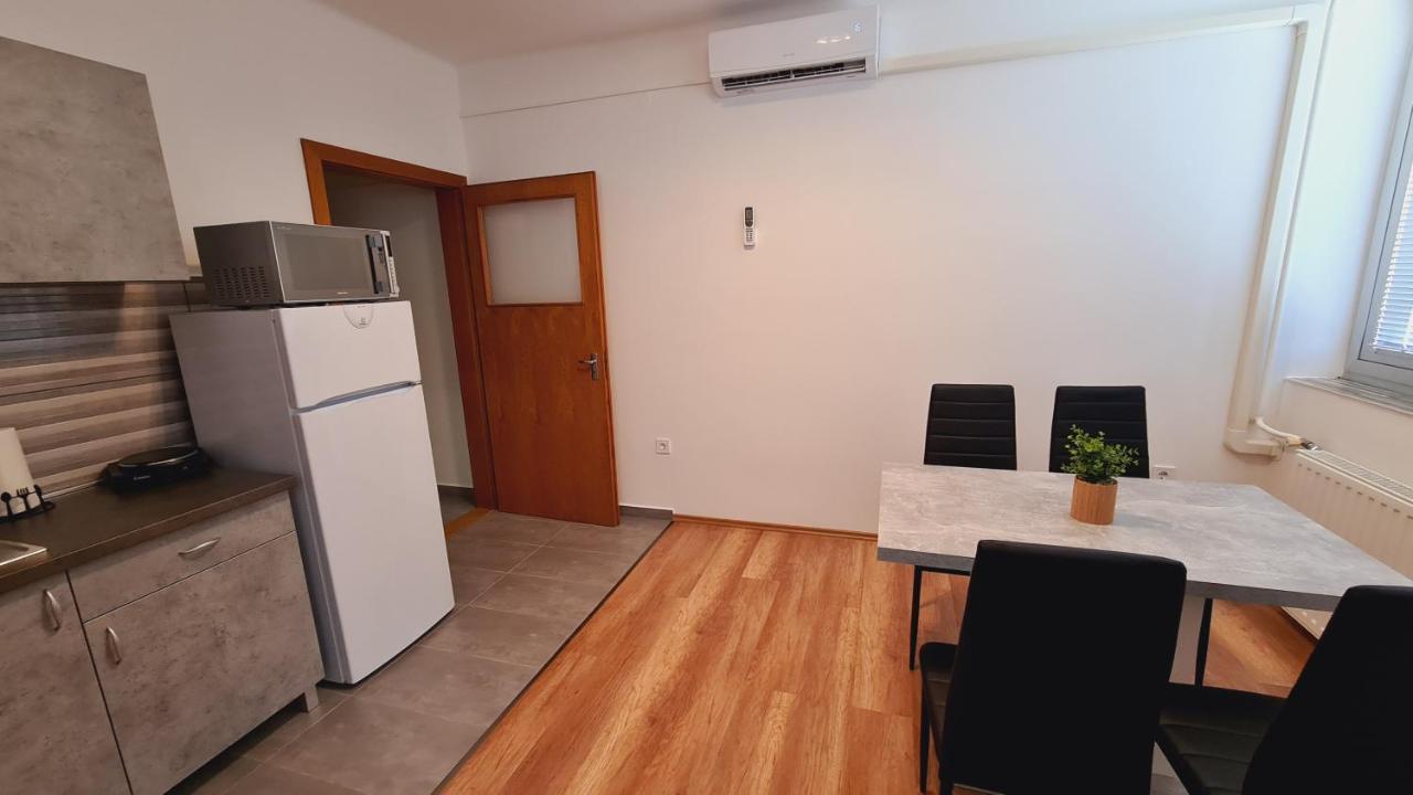 Heder Apartmanok Balatonfenyves Exterior photo