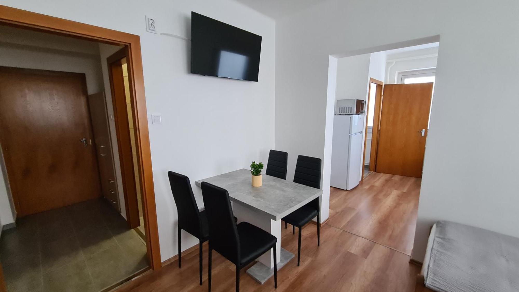 Heder Apartmanok Balatonfenyves Exterior photo